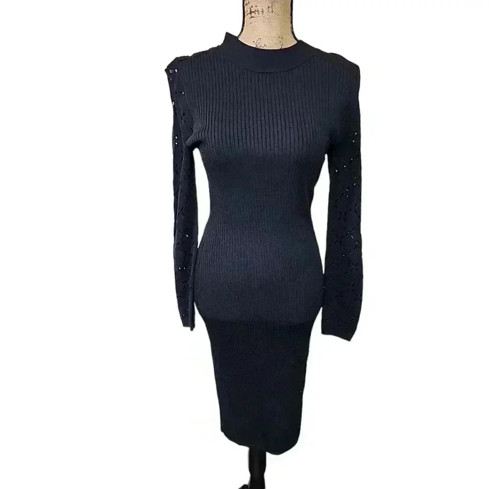 Roz& Ali All Black sweater dress. Size Medium - Picture 5 of 8